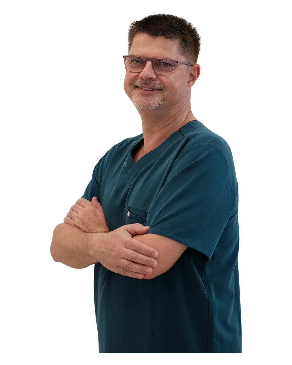 Dr. Kiss Gábor ügyvezető, fogszakorvos portréja